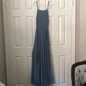 Lulu’s Long Flowy Dress with Open Back NWT